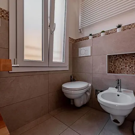 Realkasa Pratello Flat Apartment *
